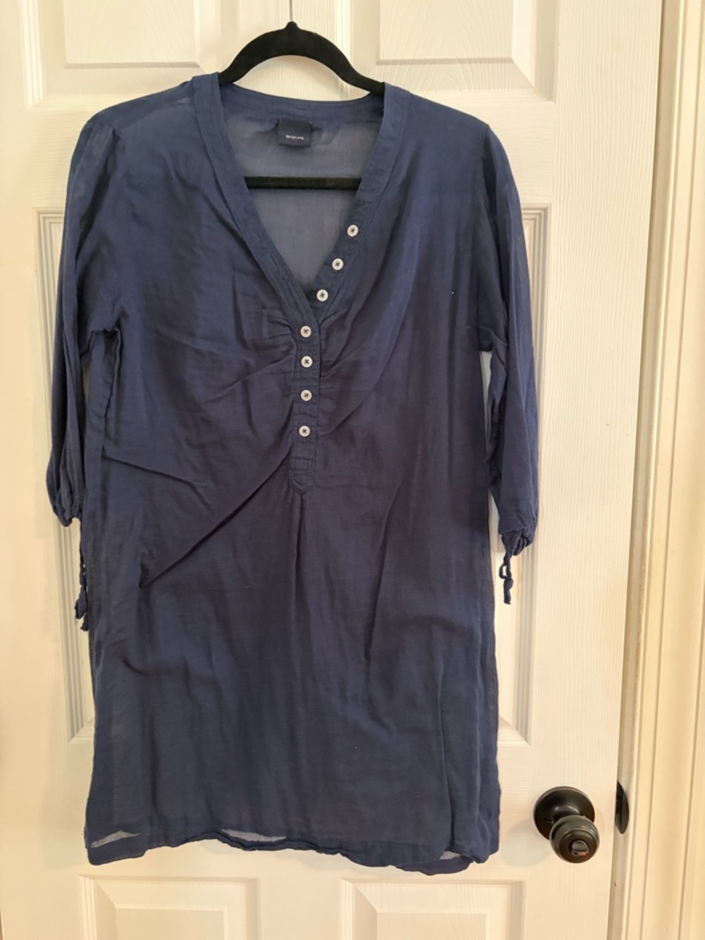 Aqua women's Navy Button-Front Tunic Sheer Swim Cover from Italy small